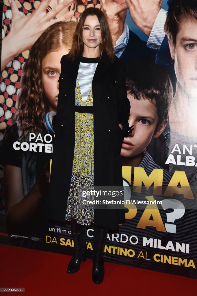 'Mamma o Papa' Photocall In Milan