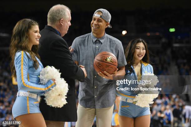 108 Toby Bailey Ucla Photos & High Res Pictures Getty Images