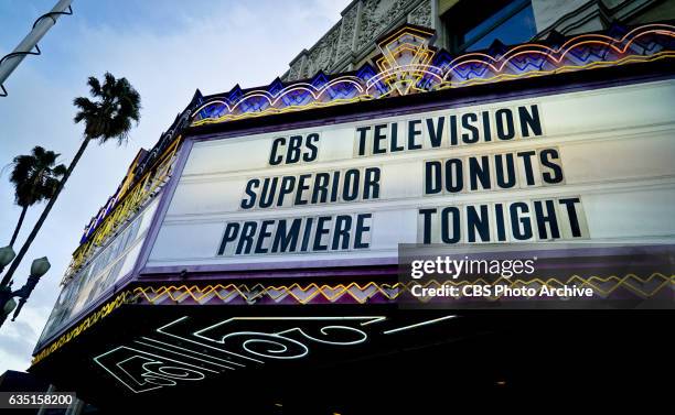 An exclusive screening, live tweet and night of comedy and donuts with the cast of the new CBS comedy SUPERIOR DONUTS. The screening was followed by...