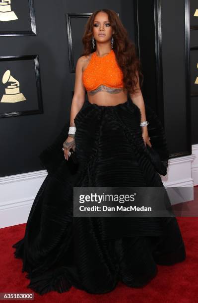 Singer Rihanna arrives at The 59th GRAMMY Awards at Staples Center on February 12, 2017 in Los Angeles, California.