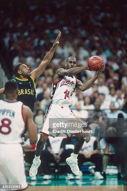 Gary Payton from USA during a game against Brazil at the 1996 Olympics.