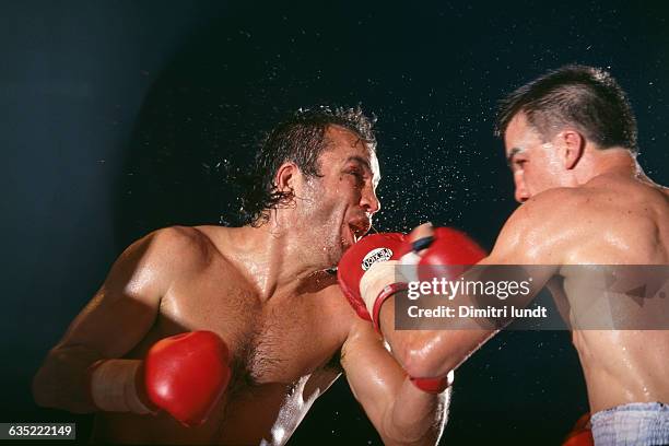 French boxer Christophe Tiozzo fights Australia's Jeff Harding for the WBC light heavyweight world title.