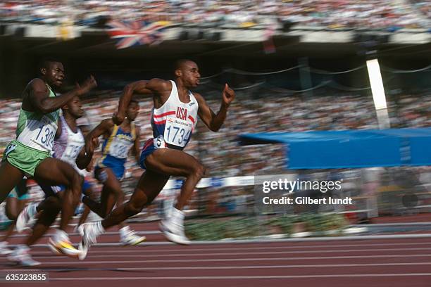 Mike Marsh competes in the Men's 200-meter sprint at the 1992 Olympic Games, going on to win the event. | Location: Barcelona, Spain.