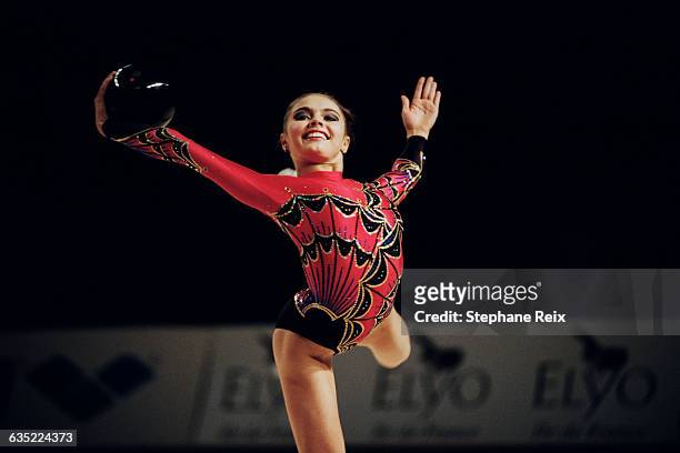 Alina Kabaeva from Russia performs with ball at the International tournament of Thiais. | Location: Thiais, France.