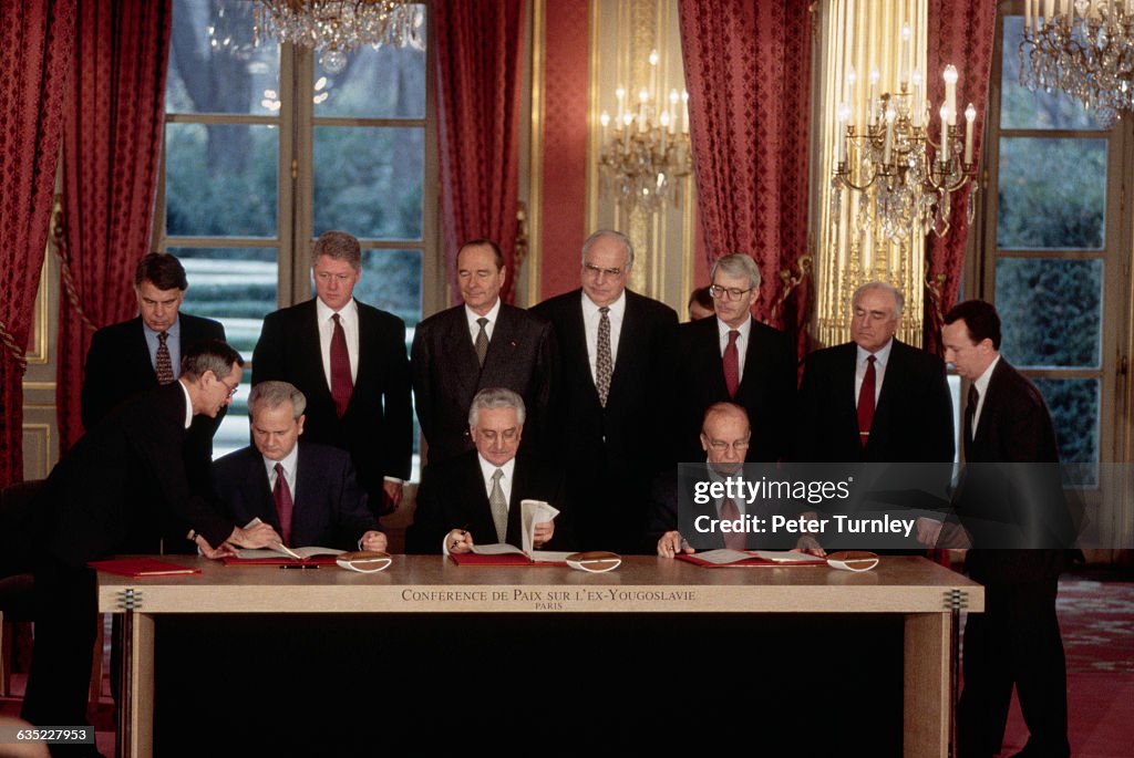 World Leaders at the Signing of the Dayton Peace Agreement