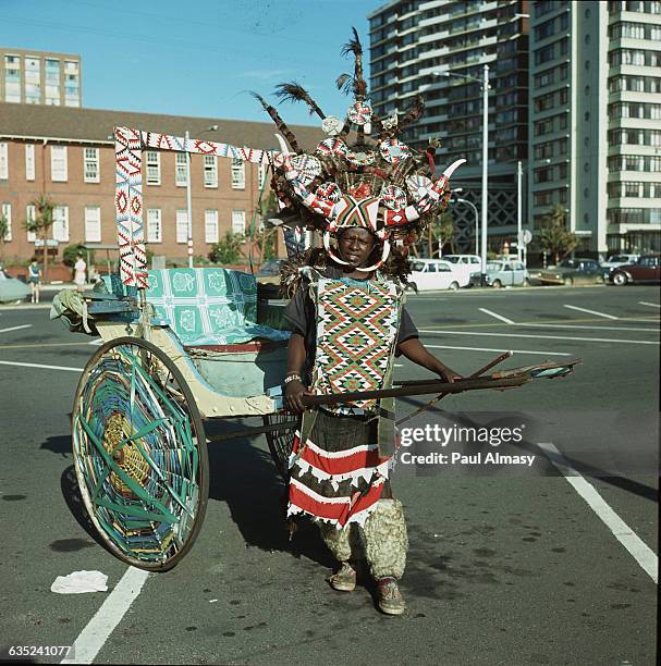 Mull Reksha 58 Durban Rickshaw Stock Photos, High-Res Pictures, and Images - Getty ...