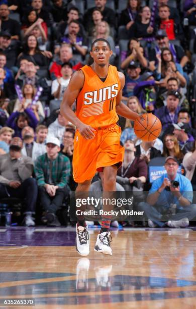 Brandon Knight of the Phoenix Suns brings the ball up the court against the Sacramento Kings on February 3, 2017 at Golden 1 Center in Sacramento,...