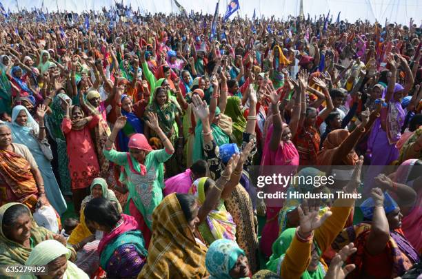 Huge crowd at an election rally addressed by Bahujan Samaj Party Chief Mayawati on Hardoi Road on February 14, 2017 in Lucknow, India. Pitching the...
