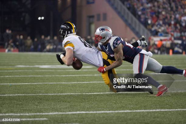 Playoffs: Pittsburgh Steelers Jesse James in action vs New England Patriots Patrick Chung at Gillette Stadium. Foxborough, MA 1/22/2017 CREDIT: Al...