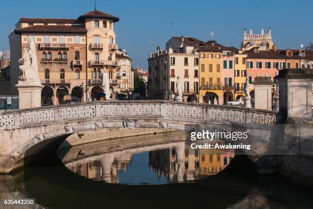 View of 'Piazza delle Erbe' next to the Antonio Ferrari restaurant on February 15, 2017 in Padova, Italy. The restaurant offers a 5% discount off the...
