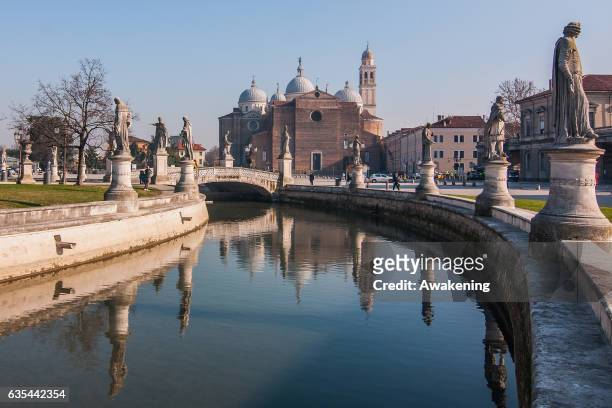 View of 'Piazza delle Erbe' next to the Antonio Ferrari restaurant on February 15, 2017 in Padova, Italy. The restaurant offers a 5% discount off the...