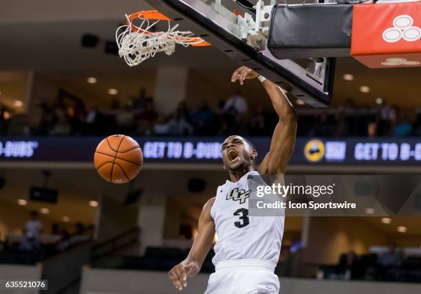 Aj Davis Basketball Player Photos and Premium High Res Pictures - Getty