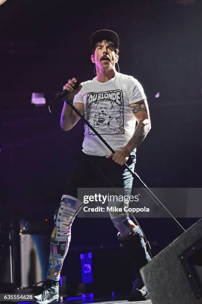Us Anthony Kiedis Photos and Premium High Res Pictures - Getty Images Us Anthony Kiedis Photos and Premium High Res Pictures - Getty Images