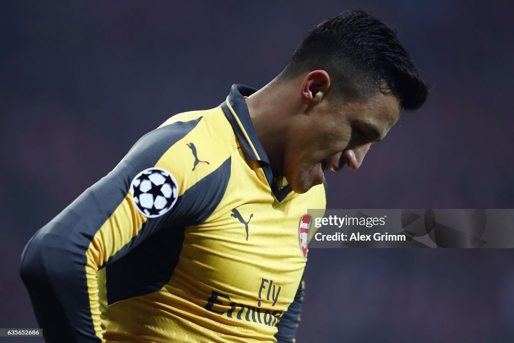 FC Bayern Muenchen v Arsenal FC - UEFA Champions League Round of 16: First Leg