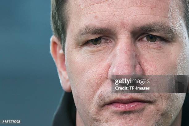 Coach Daniel Stendel of Hannover looks on during the Second Bundesliga match between VfB Stuttgart and Hannover 96 at Mercedes-Benz Arena on December...