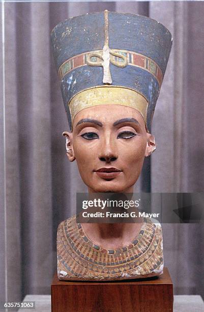 Limestone Bust of Queen Nefertiti, circa 1340.