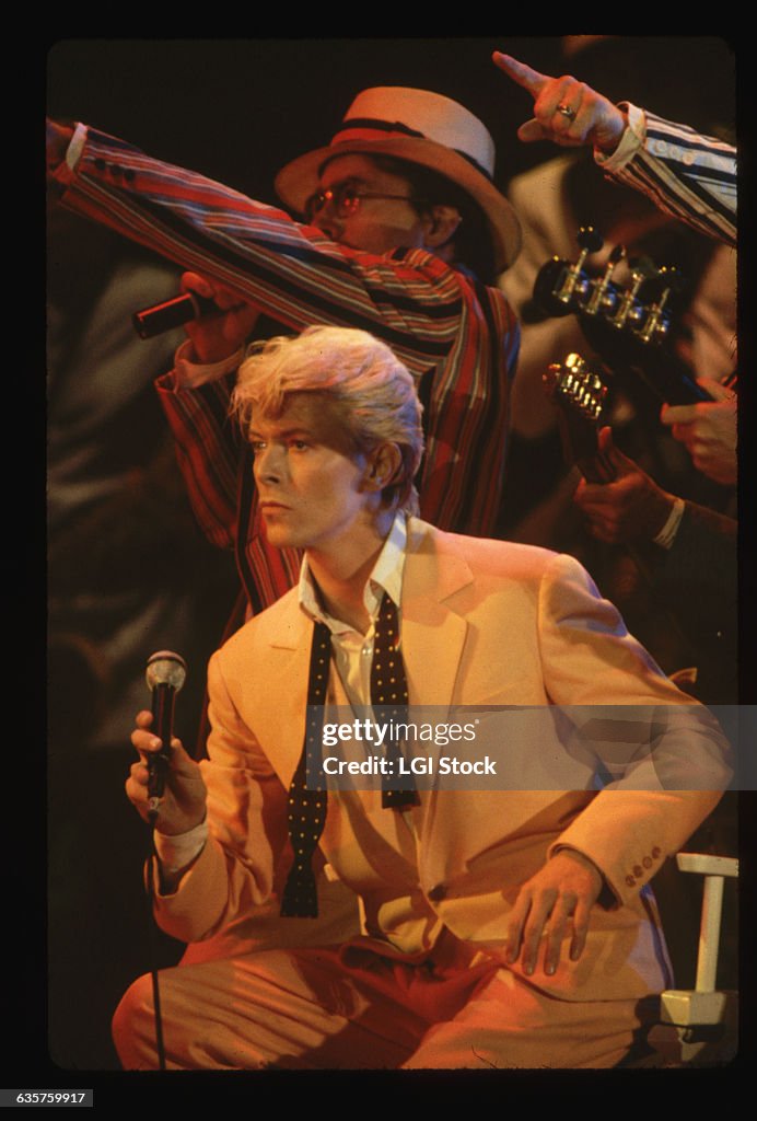 David Bowie Frozen in Pose on Stage