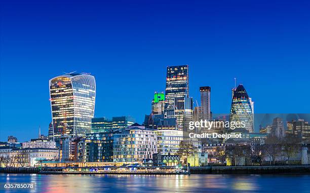 city of london downtown skyline at twilight, united kingdom - london skyline stock pictures, royalty-free photos & images