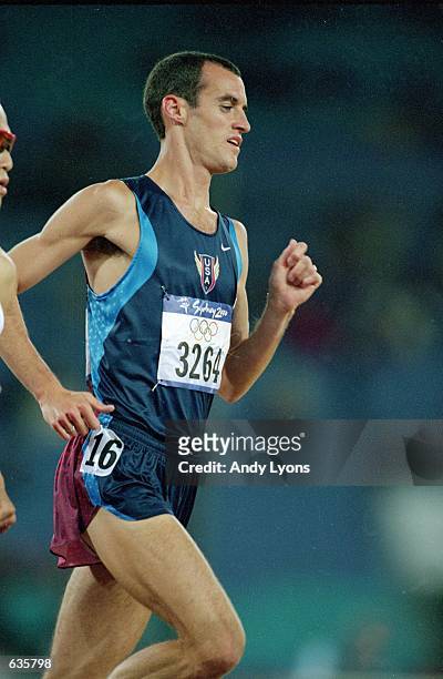 Alan Culpepper of the USA runs in the Mens 10000m Event during Sydney 2000 Olympic Games at the Olympic Stadium in Sydney, Australia.Mandatory...