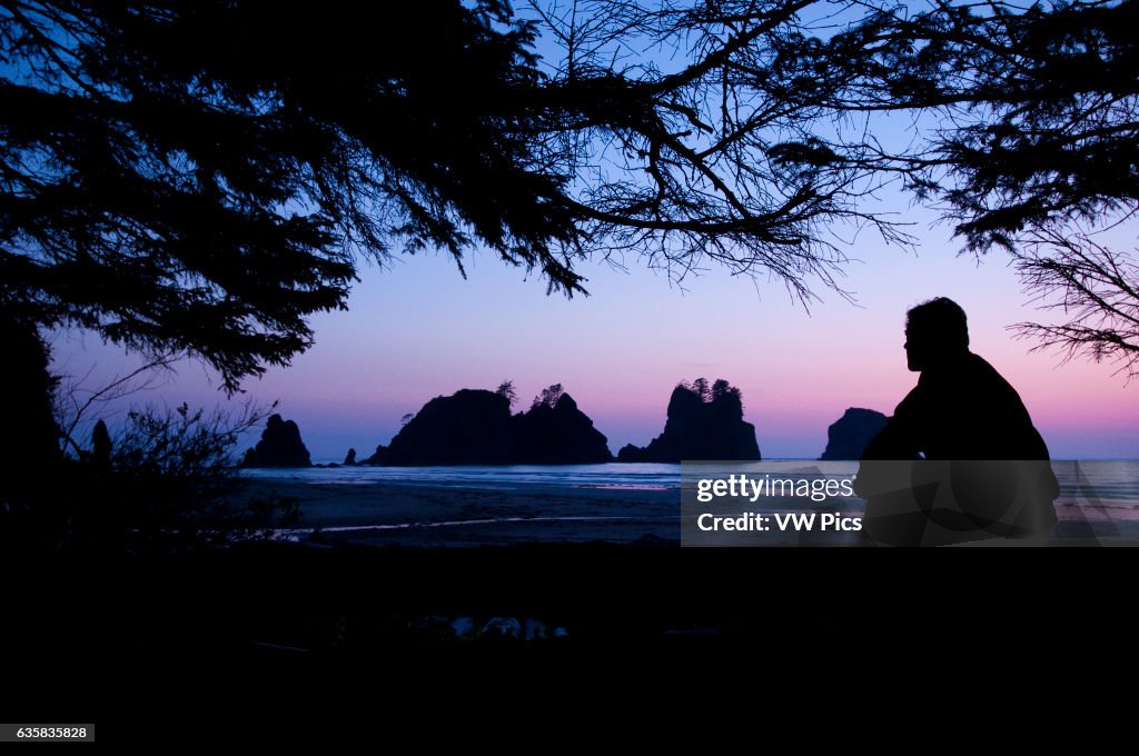 Camping at Shi Shi Beach and Point of Arches