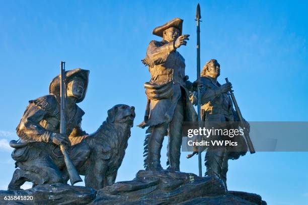 Explorers at the Portage' bronze statue by sculptor Bob Scriver, in Broadwater Overlook Park, Great Falls, Montana. Figures of Merriwether Lewis,...