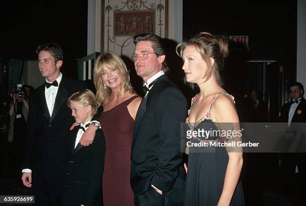 Kurt Russell and Goldie Hawn with her children. From left: Oliver Hudson, Wyatt Russell, Goldie Hawn, Kurt Russell, Kate Hudson.