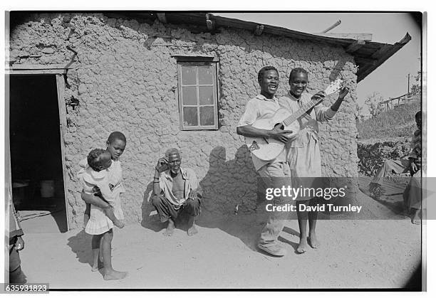 Emzomusha Inanda Inanda Kwazulu Natal Photos and Premium High Res Pictures - Getty Images