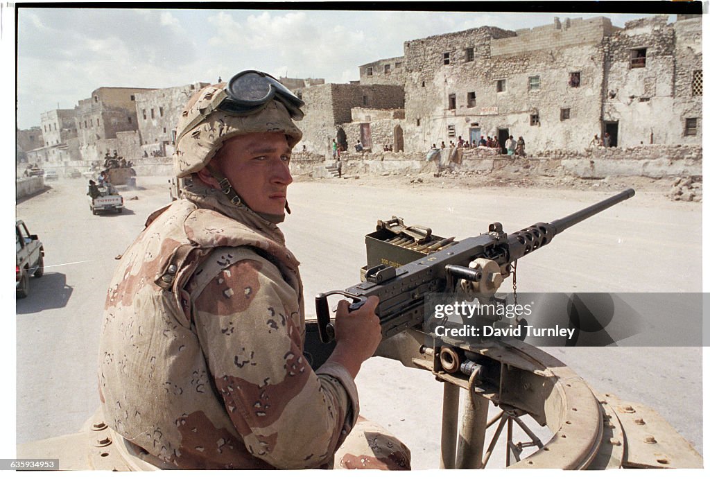 Captain Machine Gun US Marine Manning a Machine Gun News Photo - Getty Images