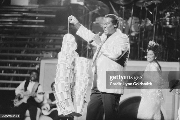 Luther Vandross Performing on Stage