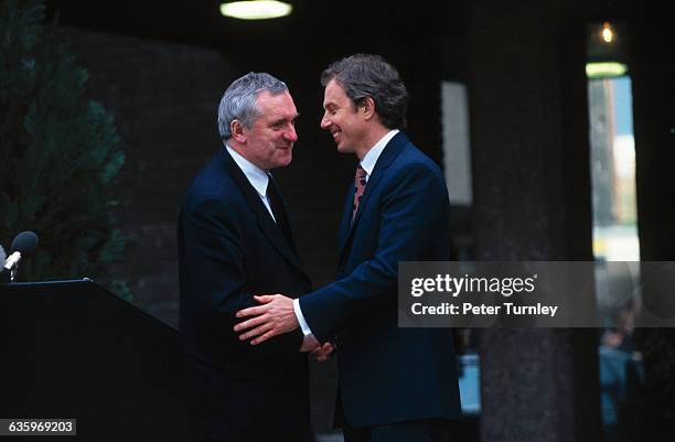 1,962 Tony Blair Shaking Hands Stock Photos, High-Res Pictures, and