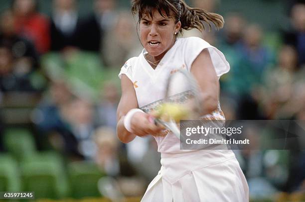 American tennis player Jennifer Capriati competes in the 1990 French Open in Paris.