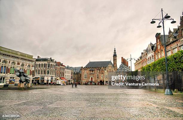 grote markt and haarlem city hall (the netherlands) - haarlem netherlands stock pictures, royalty-free photos & images