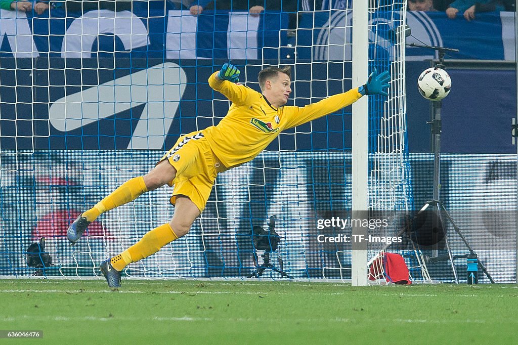 FC Schalke 04 v SC Freiburg - Bundesliga