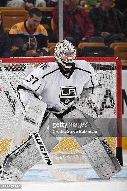 Jeff Zatkoff of the Los Angeles Kings warms up against the Boston Bruins at the TD Garden on December 18, 2016 in Boston, Massachusetts.