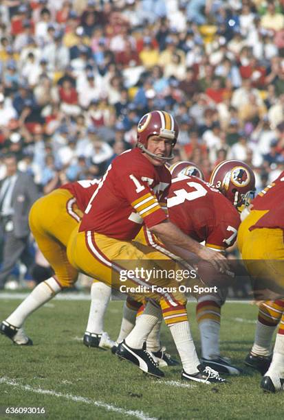 Billy Kilmer Washington Redskins in action against the Miami Dolphins during Super Bowl VII at the Los Angeles Memorial Coliseum in Los Angeles,...