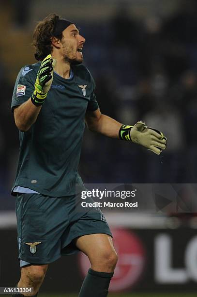 Federico Marchetti of SS Lazio in action during the Serie A match between SS Lazio and ACF Fiorentina at Stadio Olimpico on December 18, 2016 in...