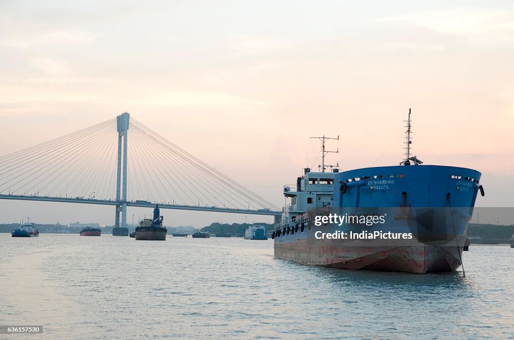 Second Hooghly Bridge Or Vidyasagar Setu Over Hooghly River At Sunset, Kolkata, West Bengal