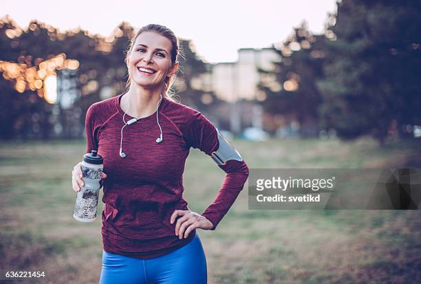i beat my best! - women sportswear stock pictures, royalty-free photos & images