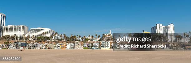 santa monica panorama - playa de santa mónica fotografías e imágenes de stock