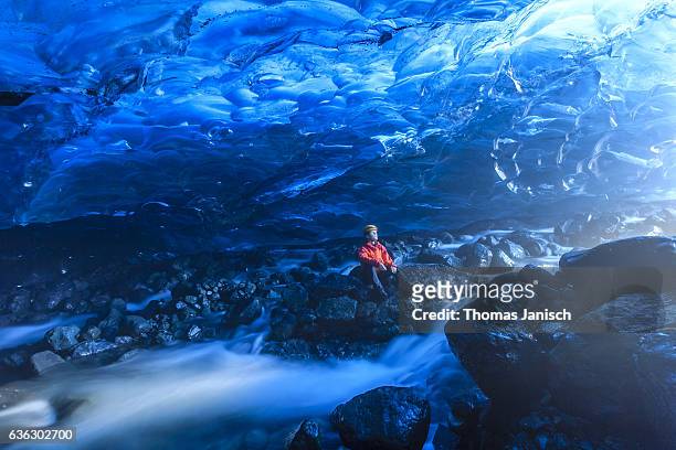 crystal ice cave, iceland - breidamerkurjokull glacier stockfoto's en -beelden