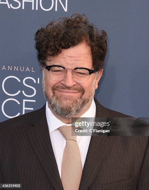 Kenneth Lonergan arrives at The 22nd Annual Critics' Choice Awards at Barker Hangar on December 11, 2016 in Santa Monica, California.