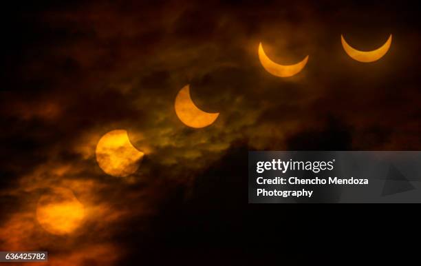solar eclipse - eclipse imagens e fotografias de stock