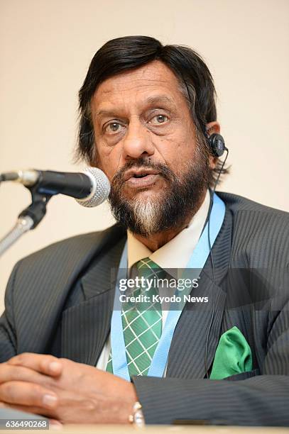 Japan - Rajendra Pachauri, chairman of the Intergovernmental Panel on Climate Change, holds a press conference in Yokohama, near Tokyo, on March 26,...