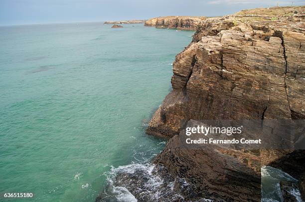 beach of catedrales, ribadeo, galicia - praia stock pictures, royalty-free photos & images
