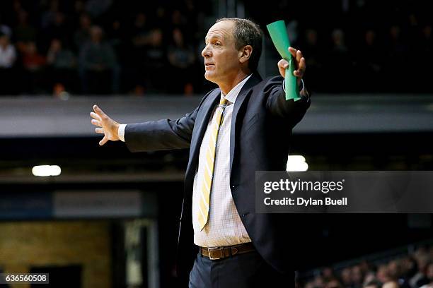 386 John Becker (Basketball) Stock Photos, HighRes Pictures, and