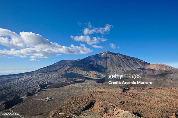 teide volcano in tenerife island - pico de teide stock pictures, royalty-free photos & images