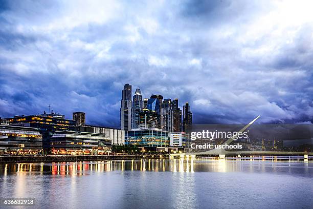 buenos aires financial district - buenos aires stockfoto's en -beelden