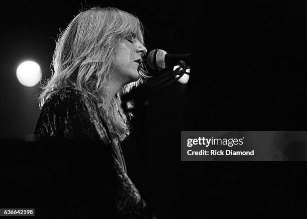 Fleetwood Mac, Rock and Roll Hall of Fame Singer/Songwriter Christine McVie performs at The Omni Coliseum in Atlanta Georgia June 1, 1977.