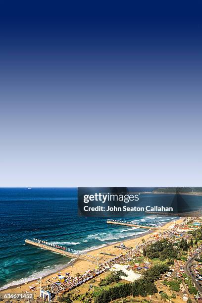 durban beachfront - durban imagens e fotografias de stock