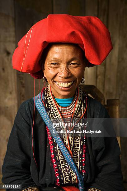 vietnamese minority people - woman from red dao hill tribe - tribal head gear in china stock pictures, royalty-free photos & images